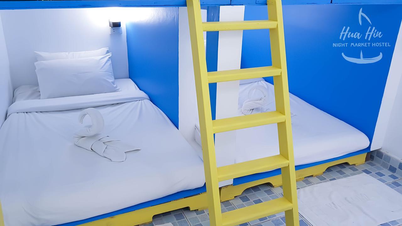 Huahin Night Market Hostel Екстер'єр фото