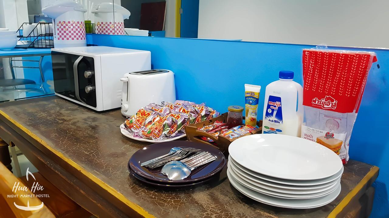 Huahin Night Market Hostel Екстер'єр фото