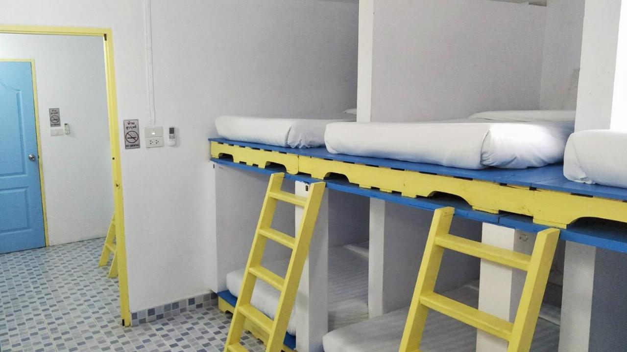 Huahin Night Market Hostel Екстер'єр фото