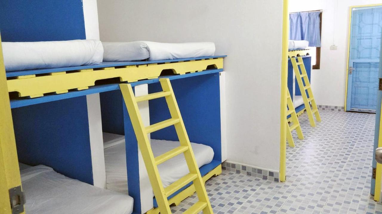 Huahin Night Market Hostel Екстер'єр фото