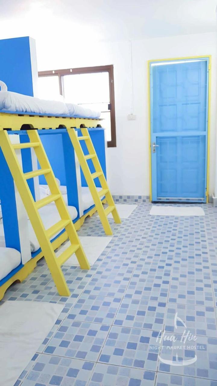 Huahin Night Market Hostel Екстер'єр фото